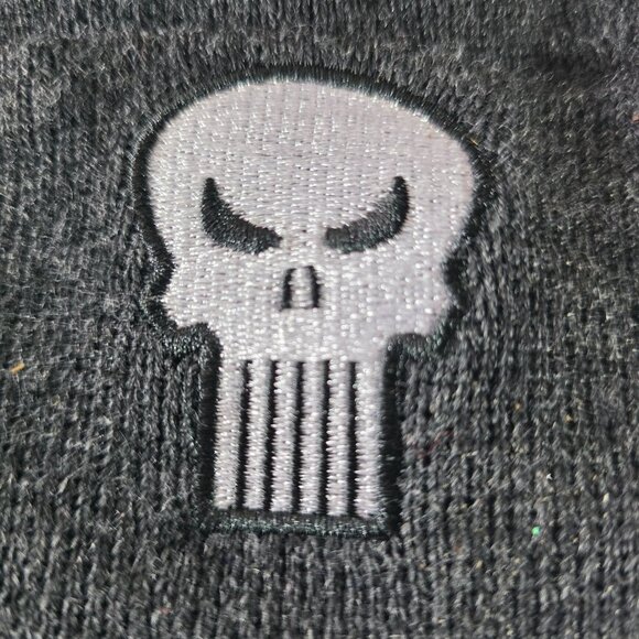 Gray Knit Beanie With Punisher Skull Embroidery Adult Marvel hat fall winter - Picture 2 of 4